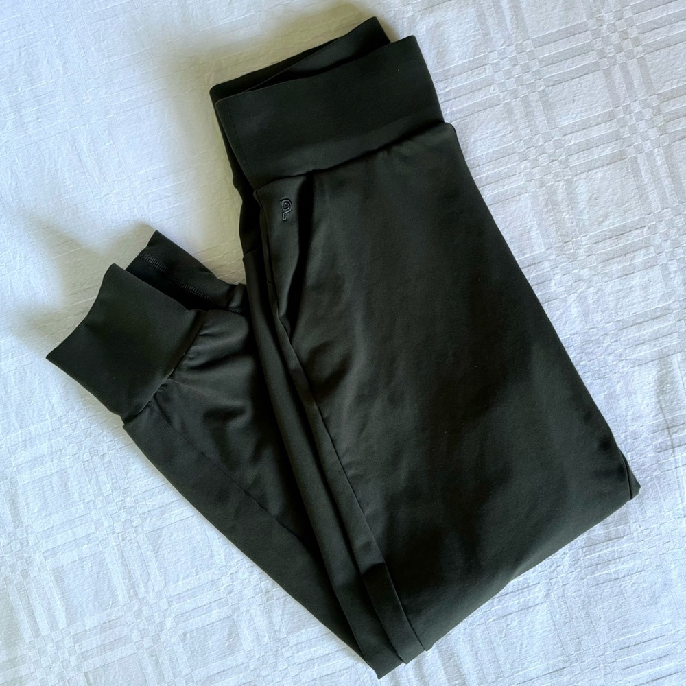 Public Rec women's joggers 26x24